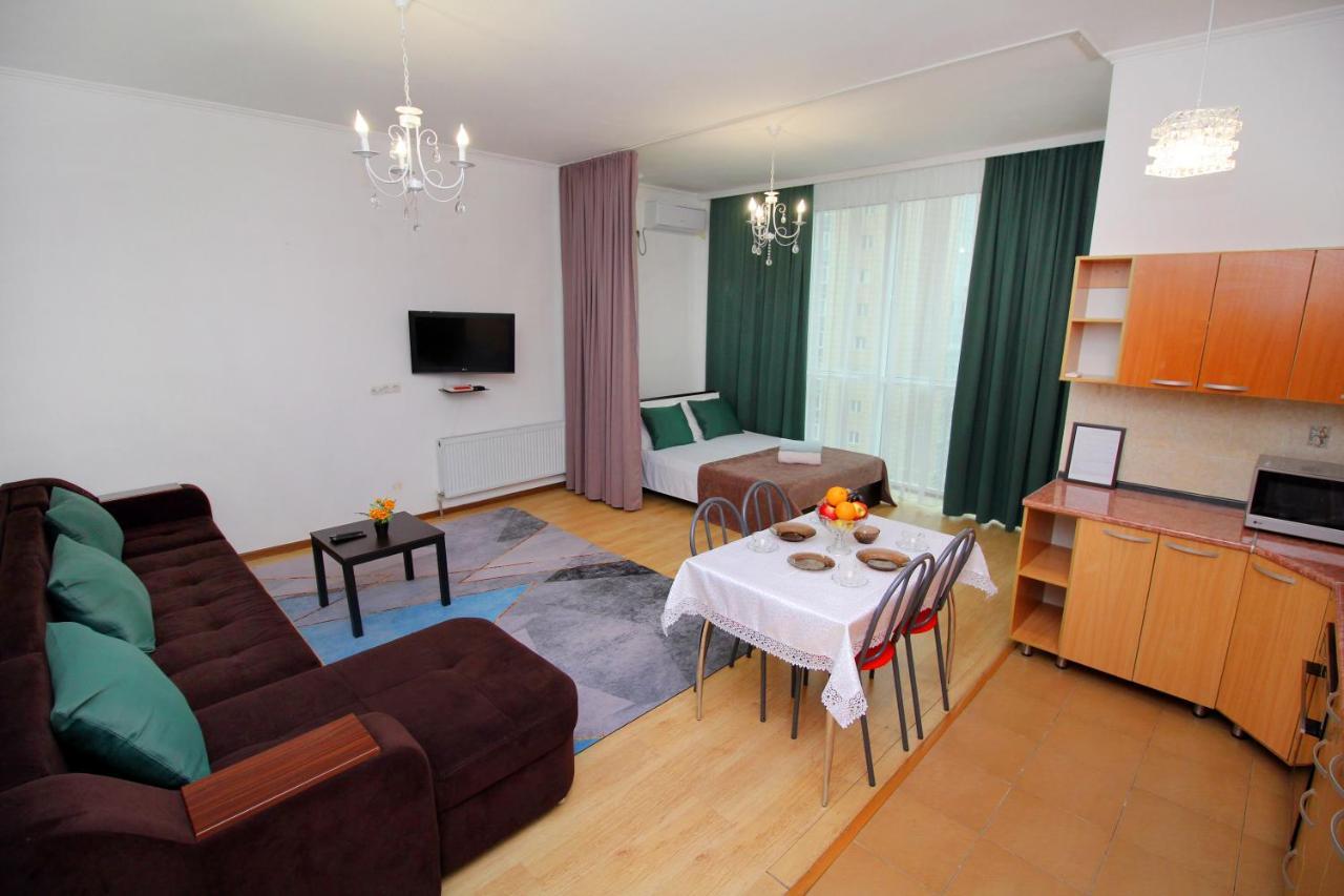 Ferienwohnung Уютные И Комфортные Квартиры В Жк Манхэттен Almaty Exterior foto