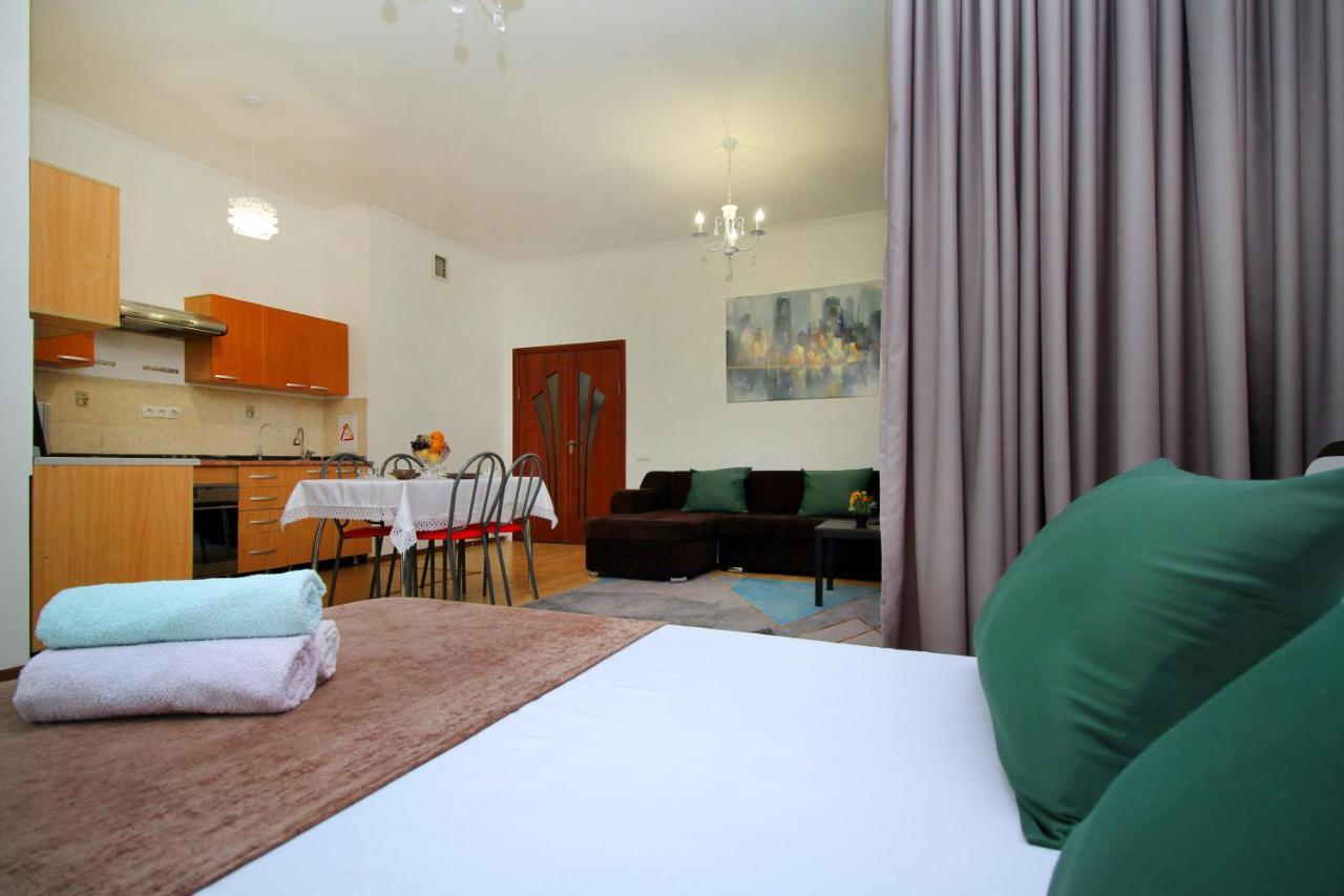 Ferienwohnung Уютные И Комфортные Квартиры В Жк Манхэттен Almaty Exterior foto